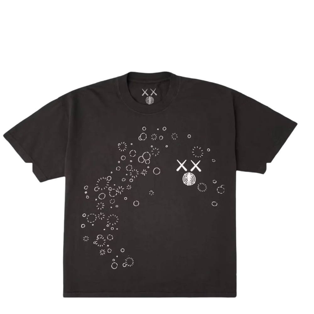 Kaws x Kid Cudi Astronaut Glow in Dark Tee Black Graphic Shirt XL Rare Brand New